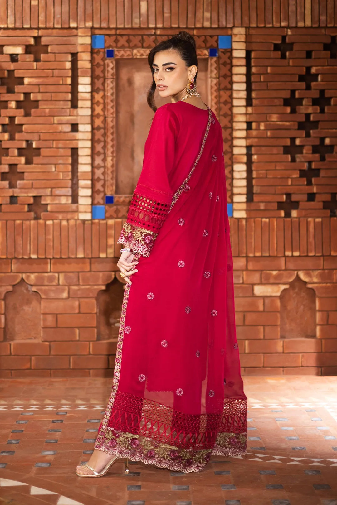 Embroidered Georgette Lehenga With Dupatta Fb18