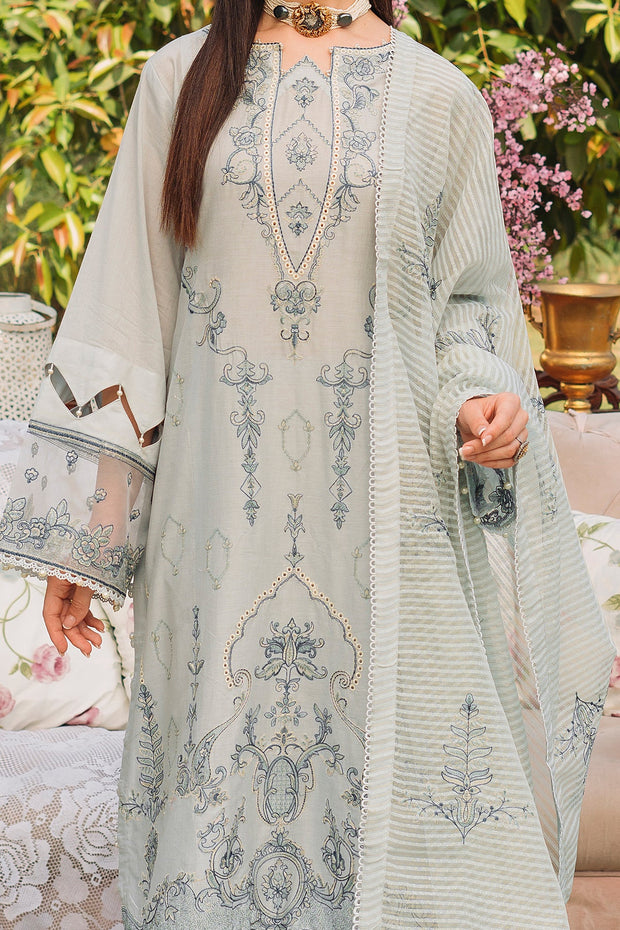 Shop Pakistani Salwar suit Embroidered Grey Salwar Kameez with Dupatta 2023