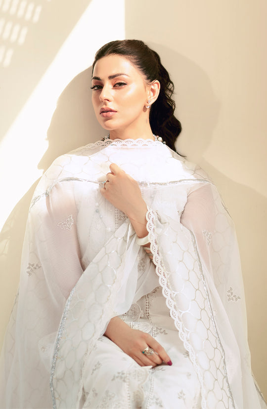 ShopPearl White Embroidered Pakistani Salwar Kameez Dupatta Suit 2023