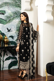 Shop Traditionally Embellished Black Pakistani Salwar Kameez with Dupatta 2023