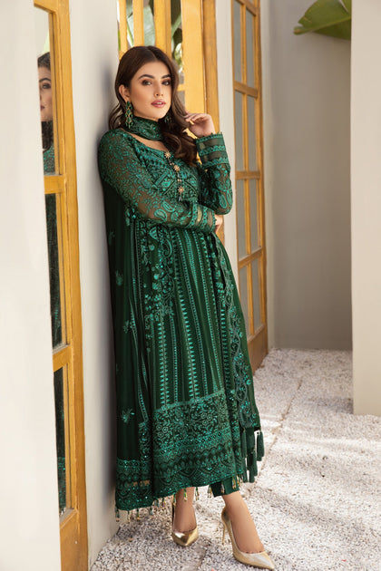 Embroidered Green Pakistani Salwar Kameez and Dupatta