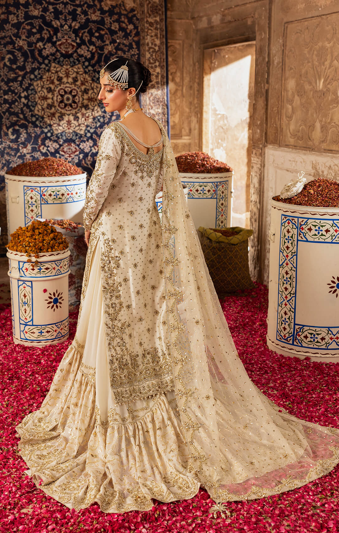 Stunning Pakistani Bridal Dress in Kameez Gharara Dupatta Style