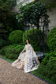Stunning Pakistani Wedding Dress in Royal Lehenga Kameez Style