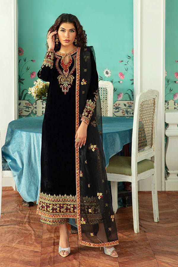 Traditional Black Embroidered Velvet Pakistani Wedding Salwar Kameez Suit
