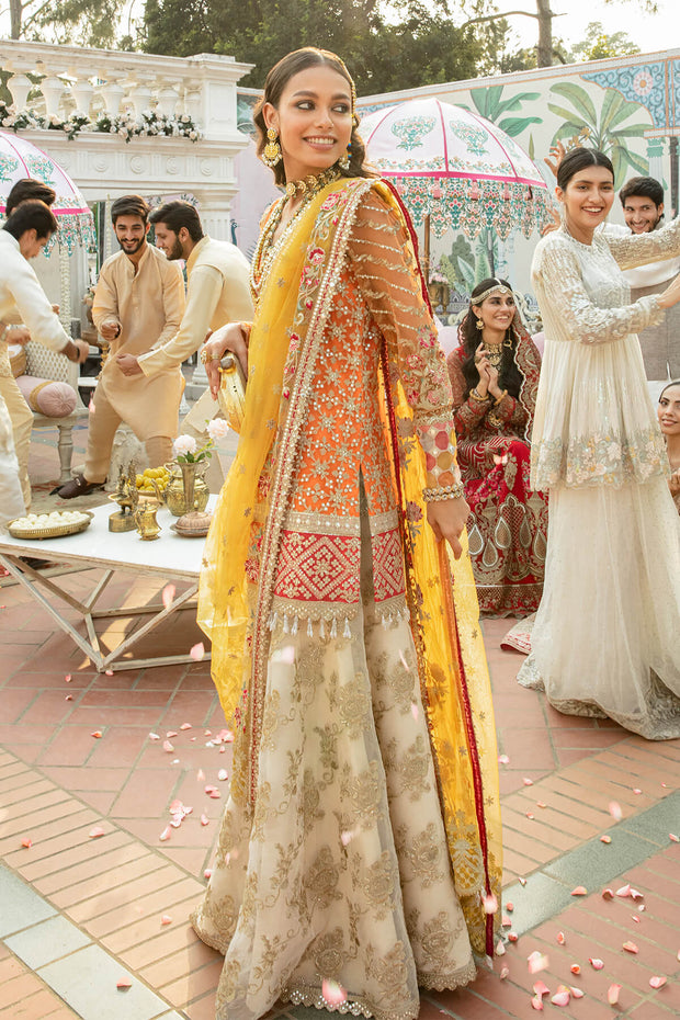 Traditional Heavily Embellished Yellow Pakistani Kameez Salwar Suit 2023