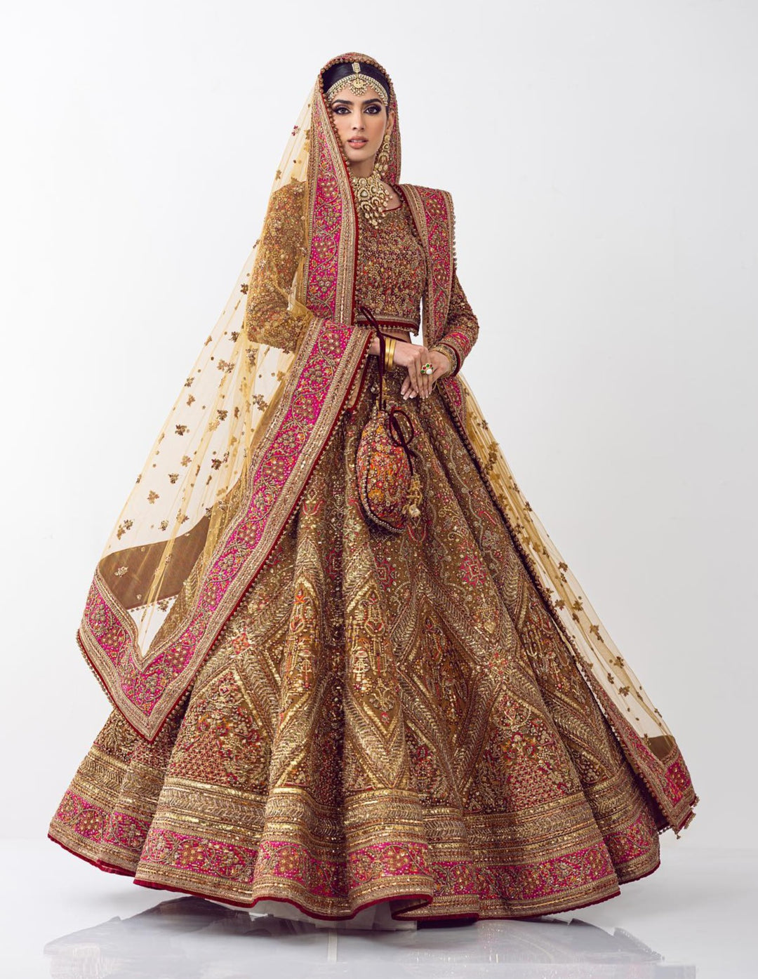 Traditional Pakistani Bridal Lehenga Choli for Wedding