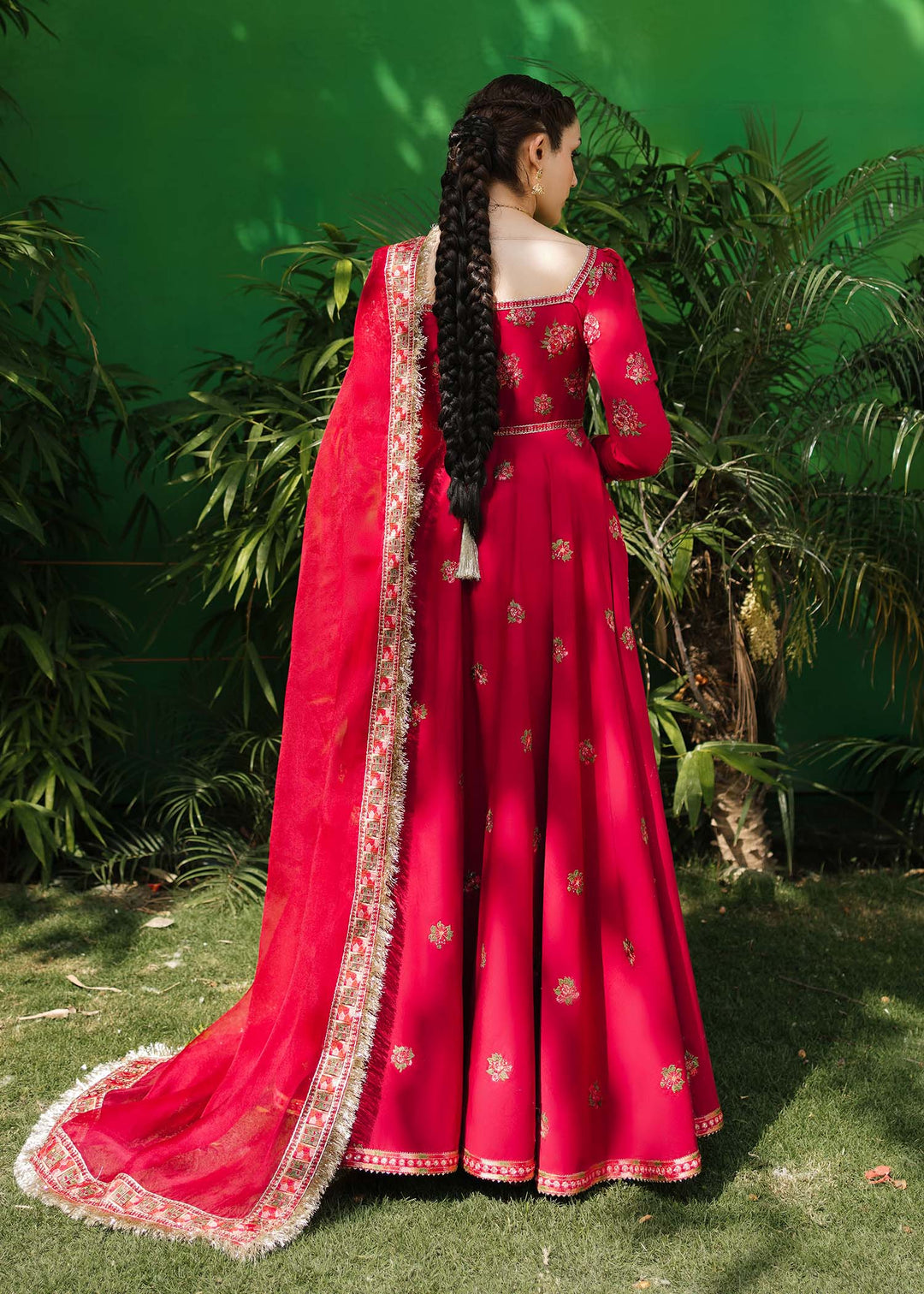 Traditional Pishwas Frock Royal Pakistani Wedding Dress Online