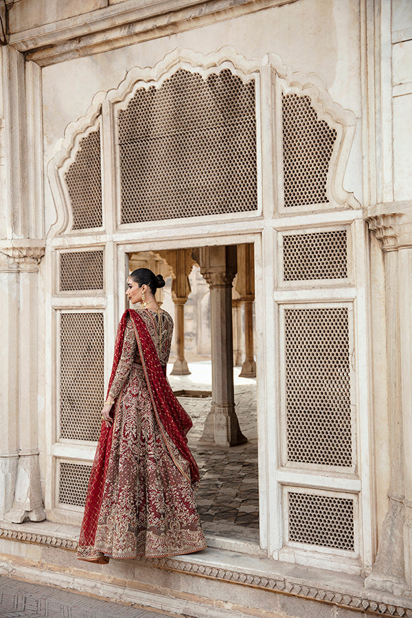 Trendy Bridal Wedding Dress in Red Lehenga Choli Dupatta Style