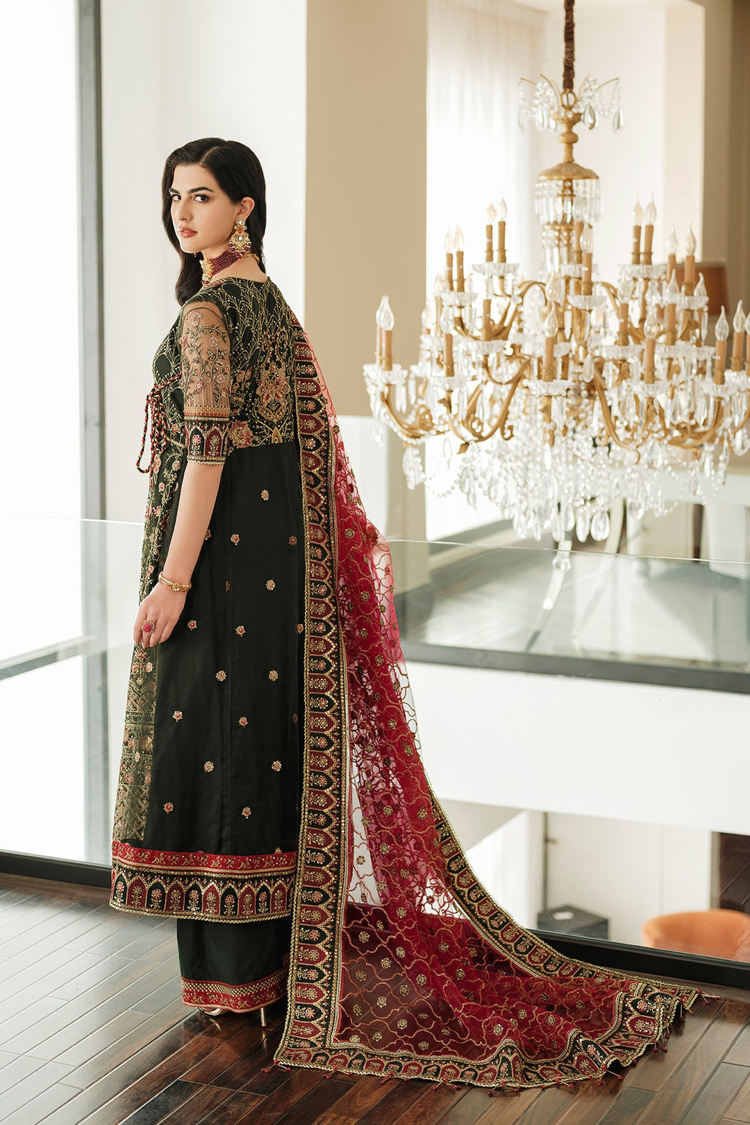 Try Heavily Embellished Green Pakistani Lehenga Choli Wedding Dress