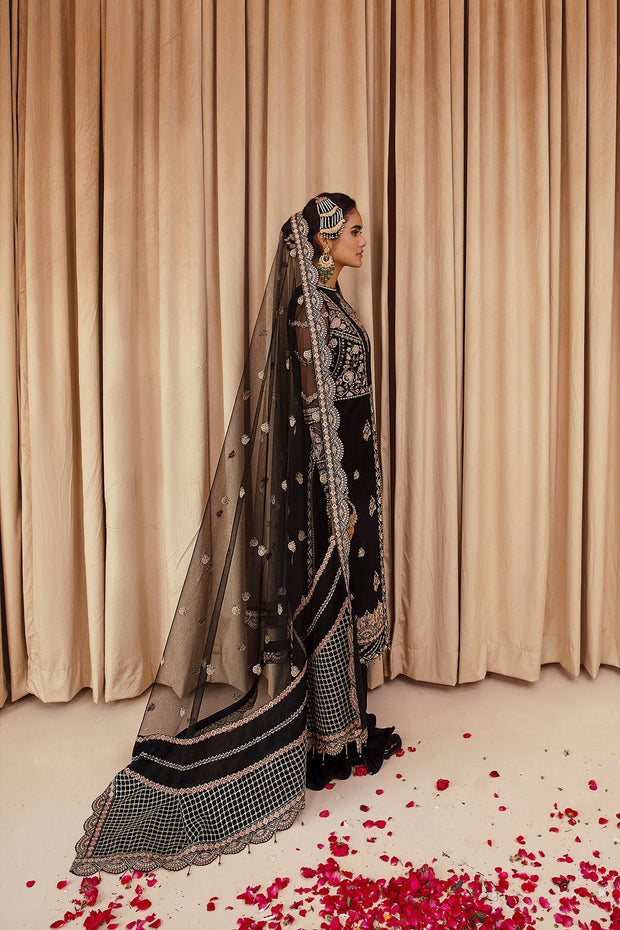 Try Traditional Black Multi color Embroidered Pakistani Wedding Dress 2023