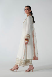 Ethereal Off-White Pakistani Party Dress for Elegance