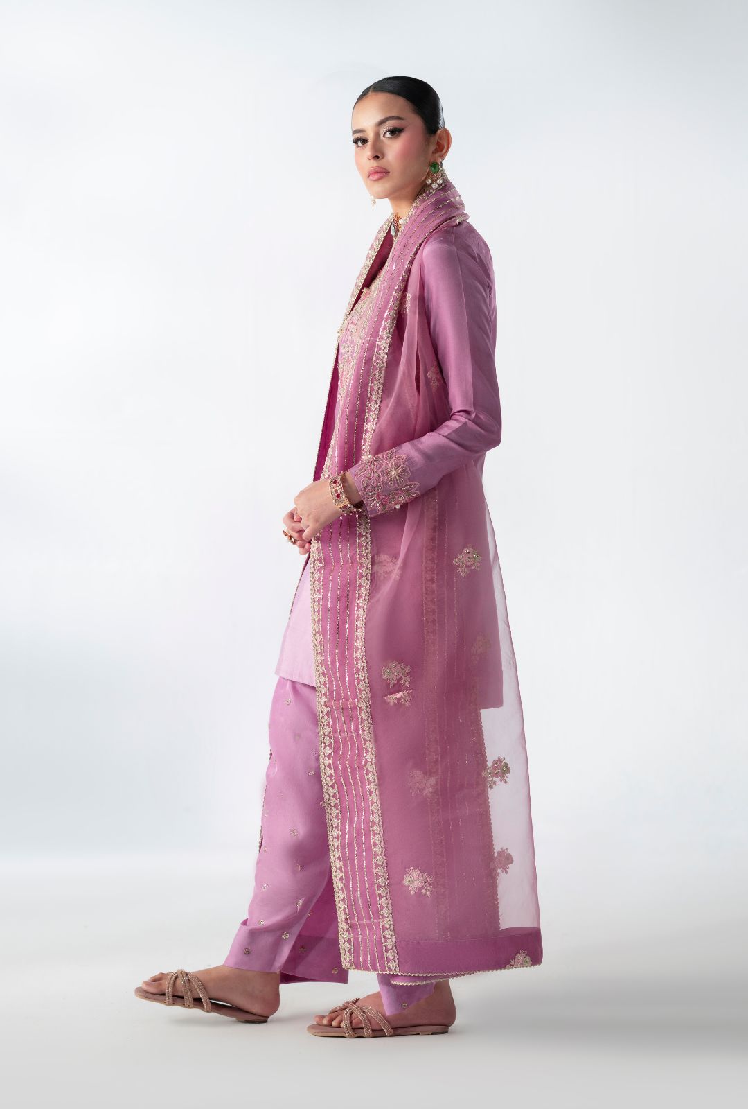Stunning Floral Fusion Pakistani Party Dress Ensemble