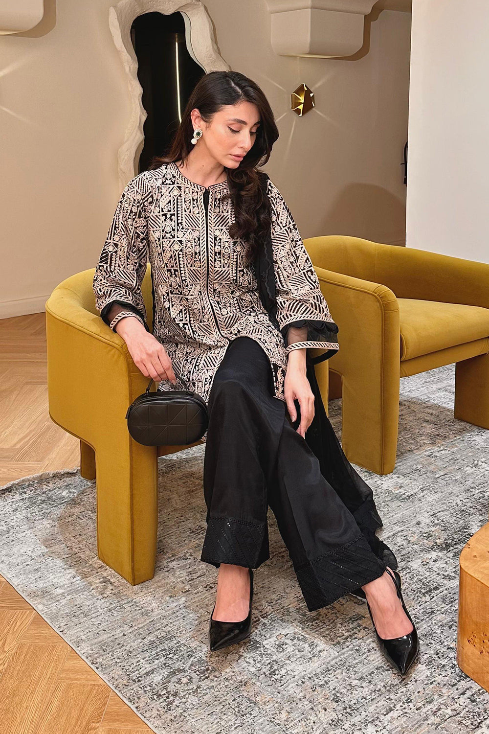 Elegant Black Sequins Embroidered Chiffon Pakistani Party Dress