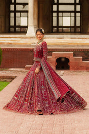 Elegant Red Pakistani Bridal Dress for Grand Occasions
