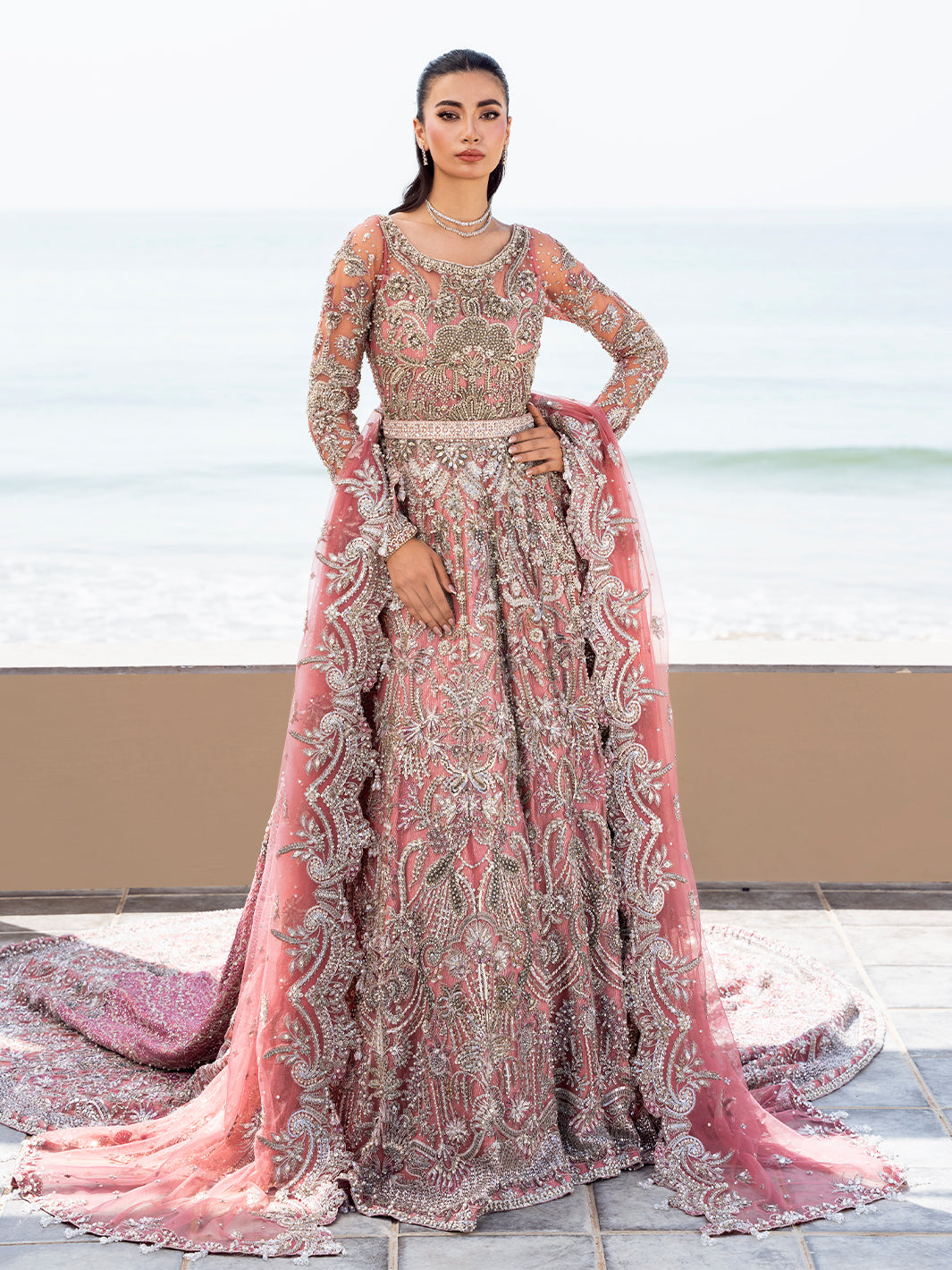Maxi Pakistani Bridal Dress for Elegant Weddings