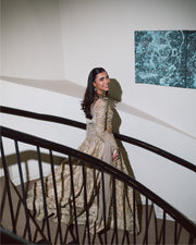Exquisite Gold Pakistani Bridal Dress for Festive Occasions