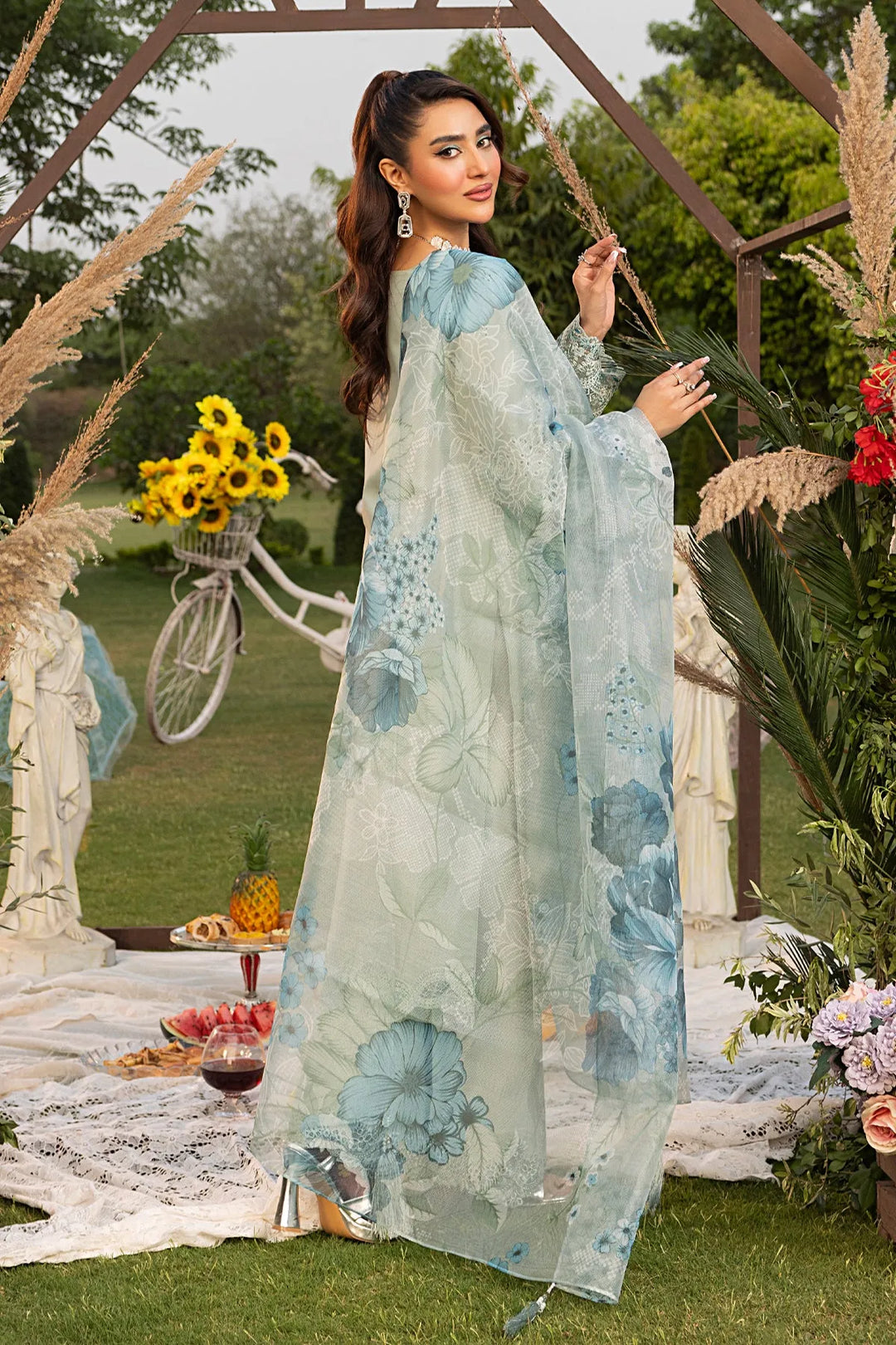 Embroidered Embroidery Viscose Silk Ensemble