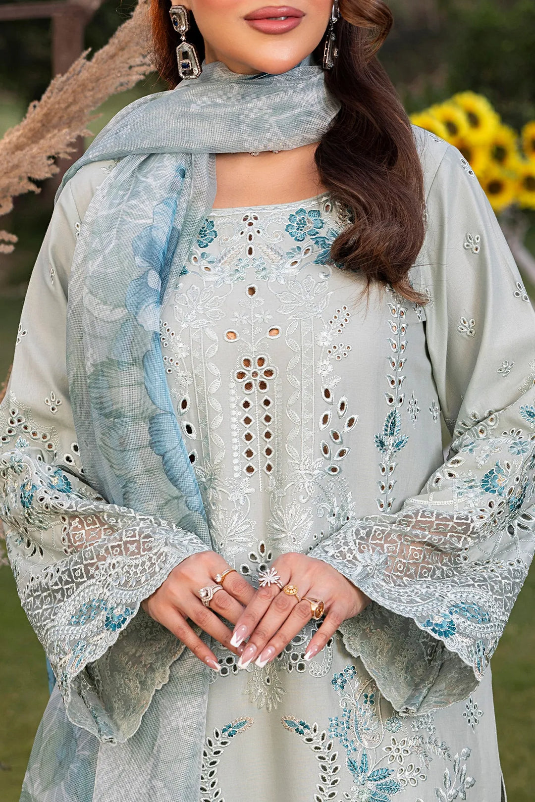 Embroidered Embroidery Viscose Silk Ensemble