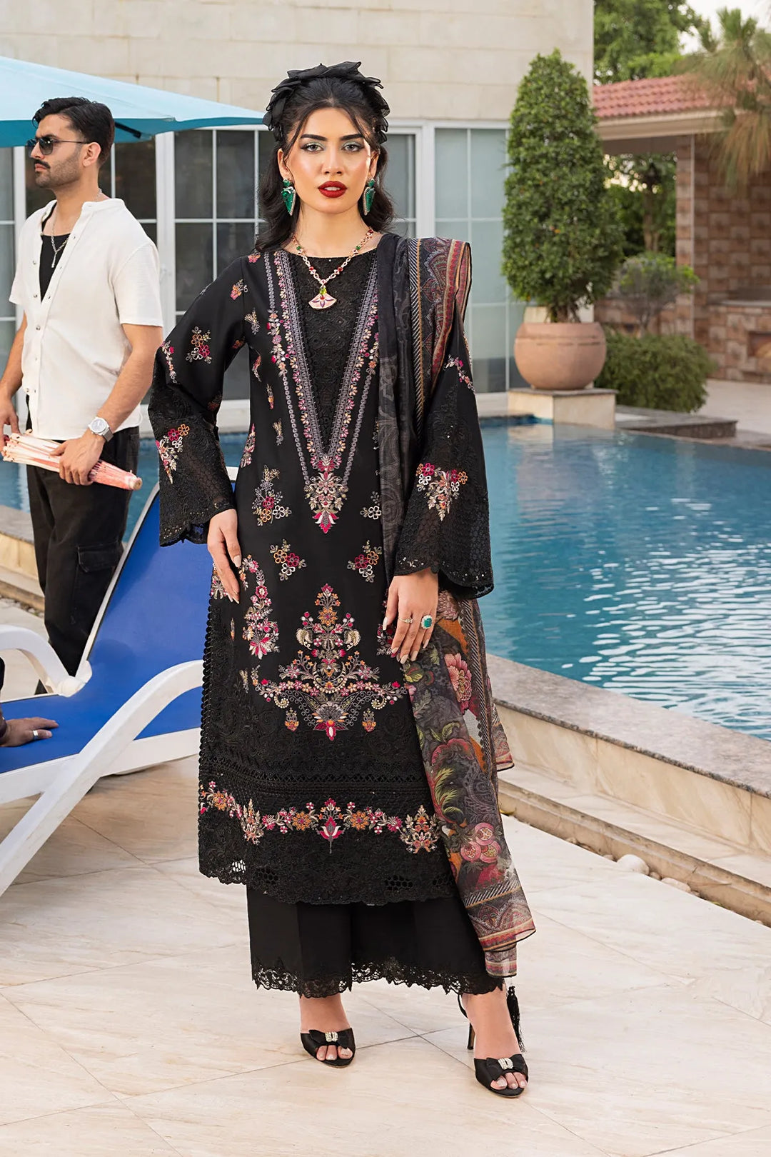 Embroidered Embroidery Net Ensemble