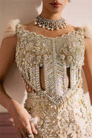 Regal Beige-Ivory Pakistani Bridal Dress with Exquisite Embroider