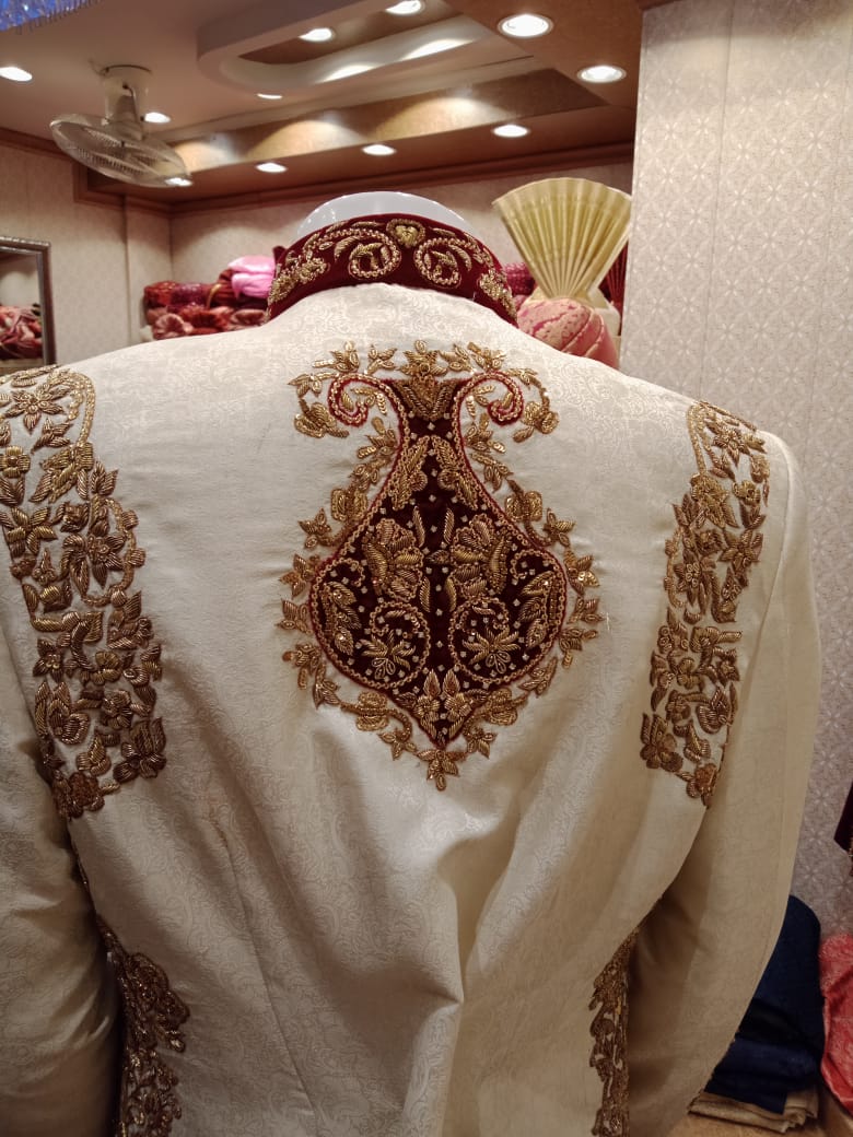 Pakistani Sherwani Royal Look In Off White Color. With  Jama War Cloth.Work Embellished With    Valvet Appliqué,Dabka And Zardozi Work.Royal Look Turban Also Available.