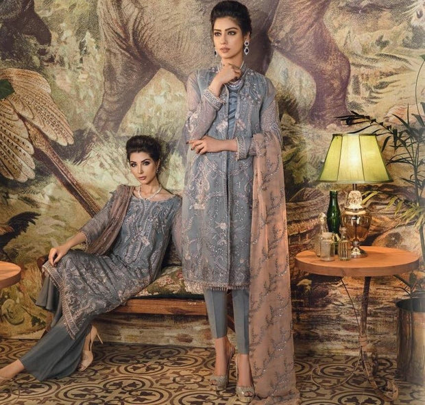 Pakistani Dress by Iznik In Chiffon Fabric.Work Embellished With Tilla, Embroidery & Sequance Work.