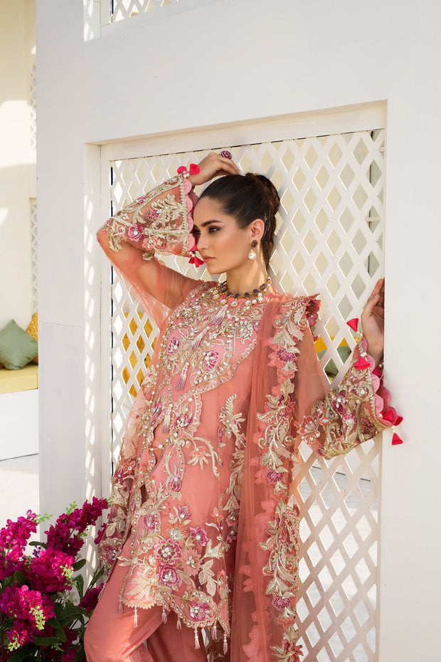 Designer Wedding Dress In Pink Color by Hsy.Work Emballished With Tilla,Threads Sequance,And Pearls Work.