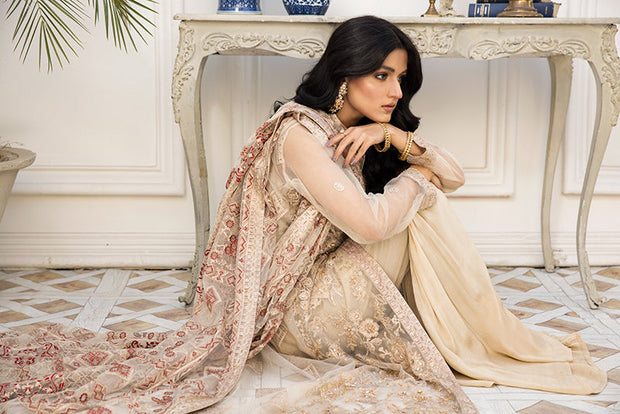 Get This Beautiful Pakistani Dress With Pearls Work – Nameera by Farooq