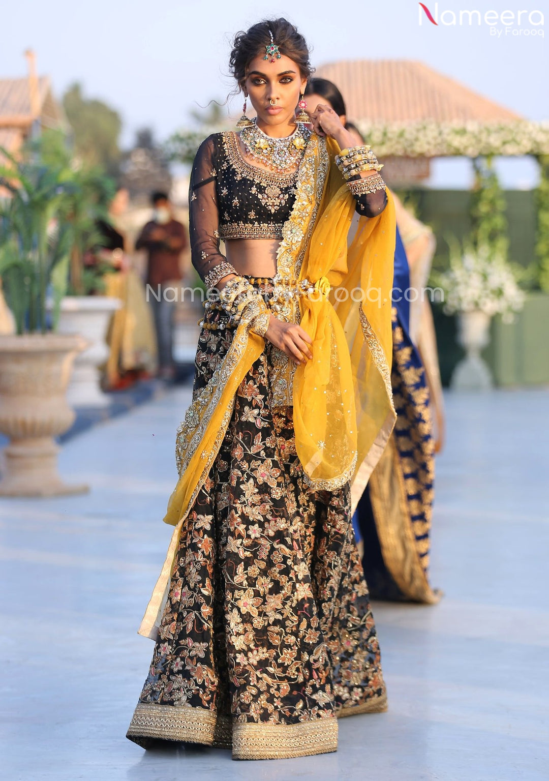 Black Lehenga Chol