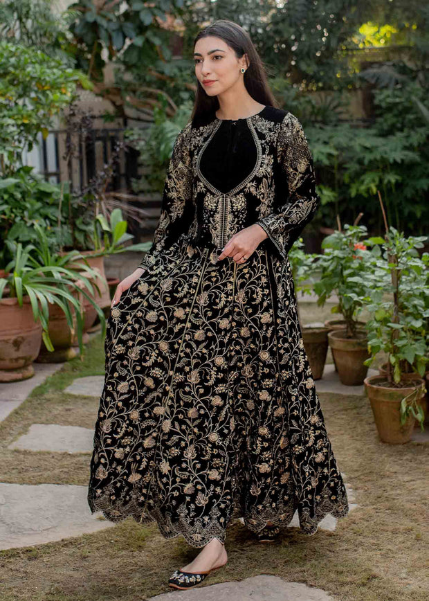 Black Pakistani Dress Party Wear by Designer Online 2021 Nameera by Farooq Black Pakistani Dress Party Wear by Designer Online 2021 Nameera by Farooq