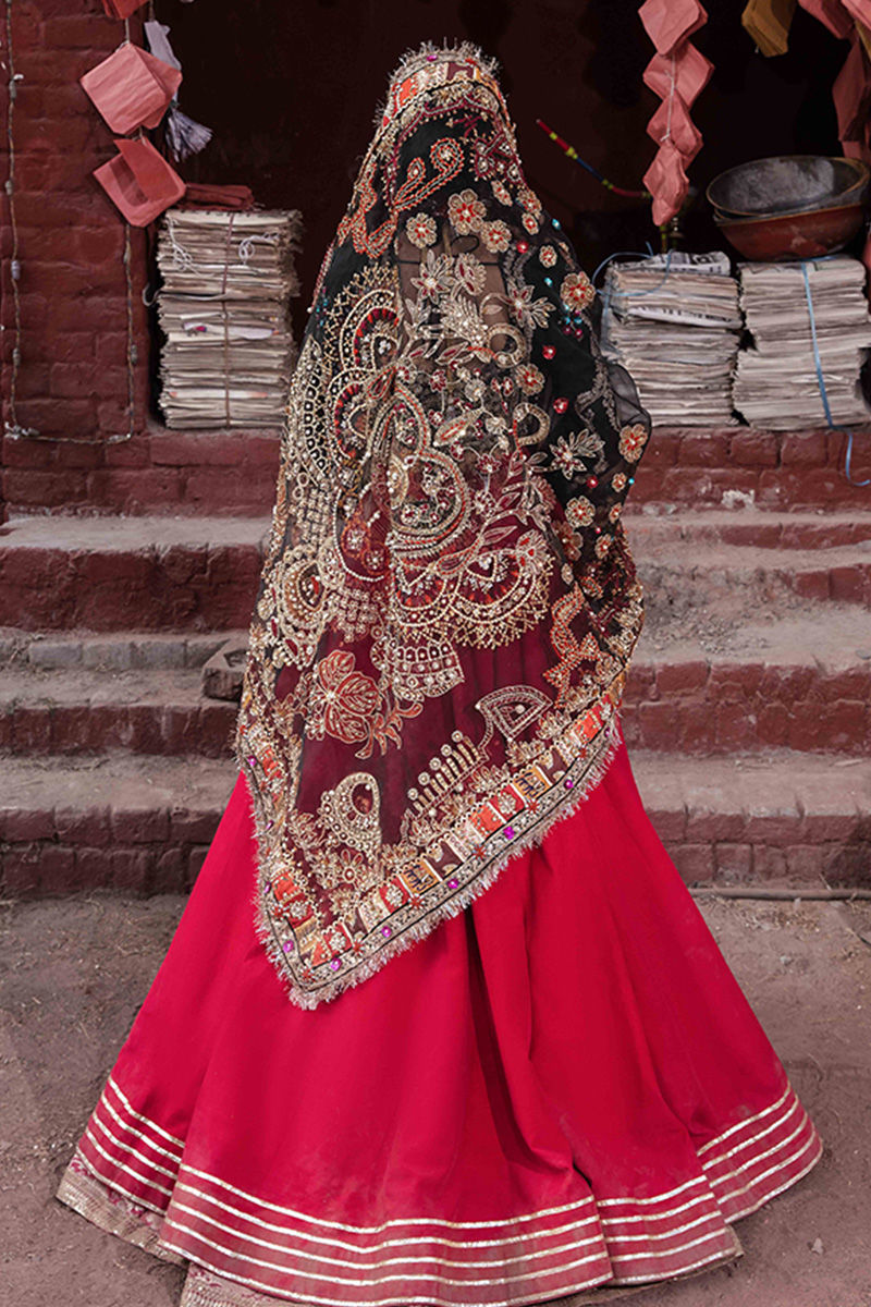 Black Red Lehenga Choli for Pakistani Bridal Dresses Medium