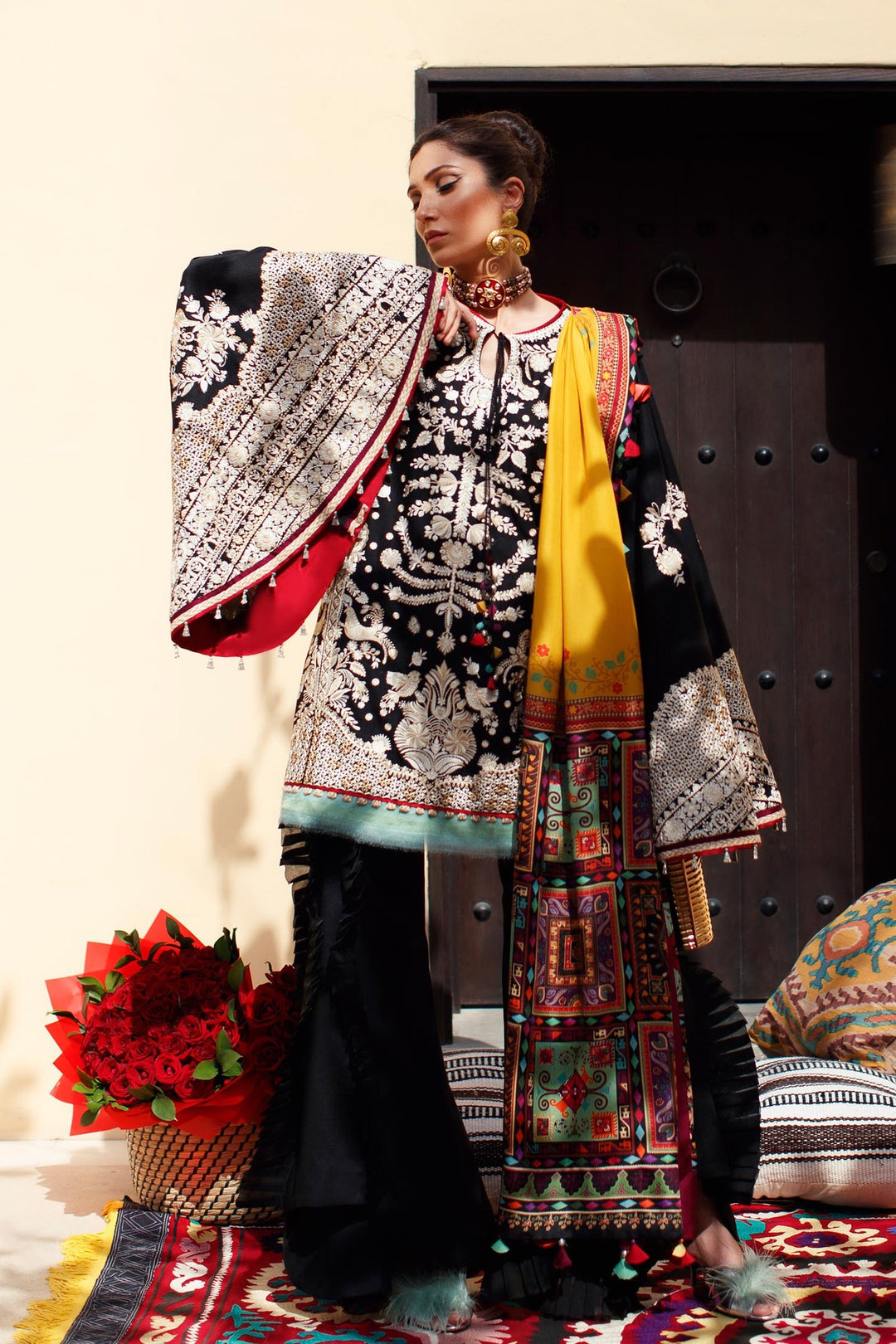 Black White Salwar Kameez