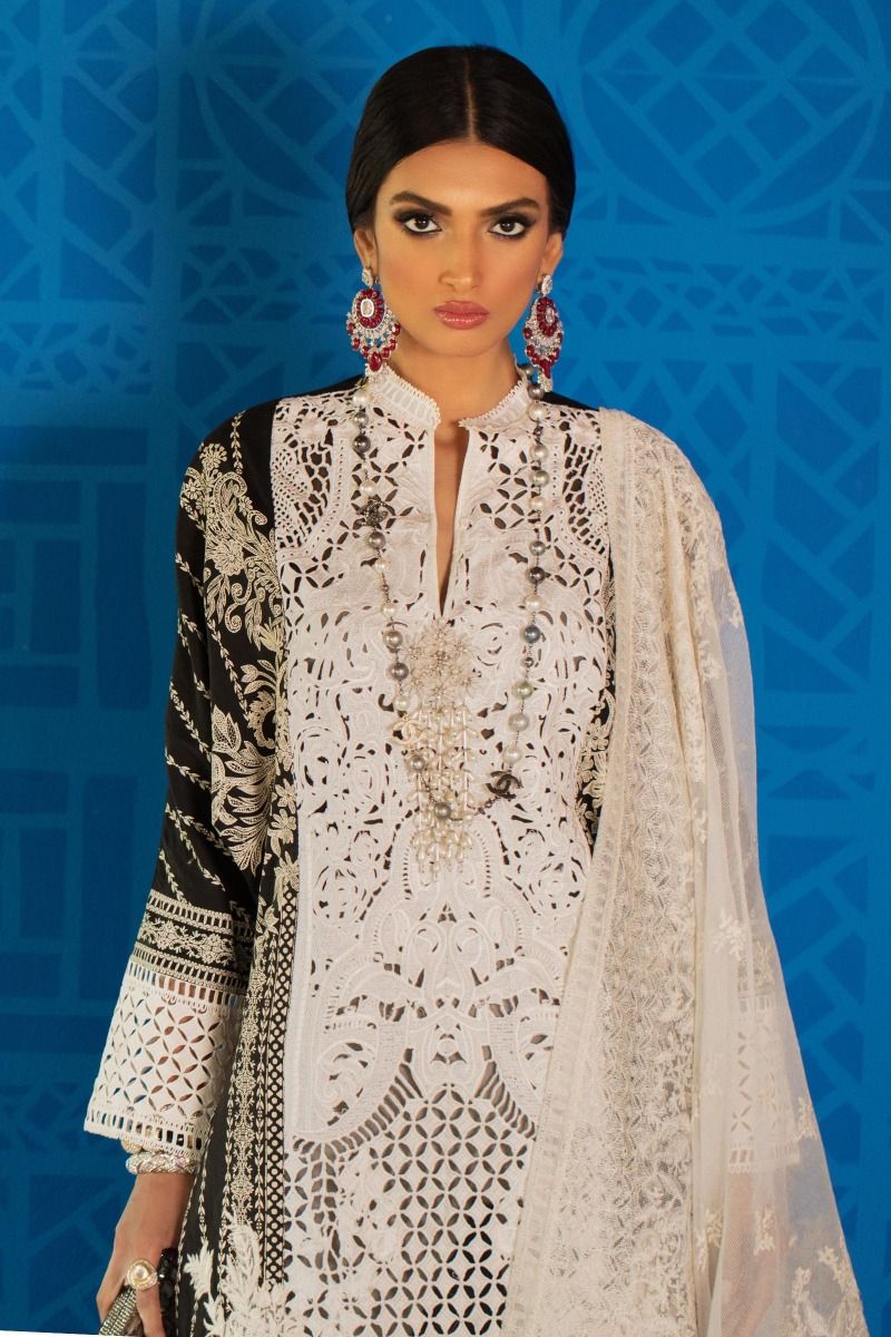 Black and White Luxury Lawn Dress Close Up
