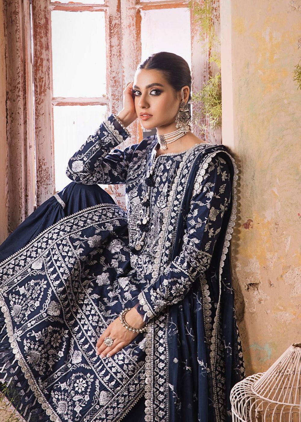 Blue and White Lawn Kameez Salwar