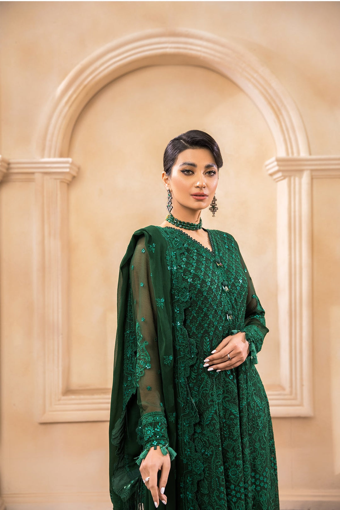 Bottle Green Pakistani Dress with Embroidery Online 2022 Nameera by Farooq Bottle Green Pakistani Dress with Embroidery Online 2022 Nameera by Farooq