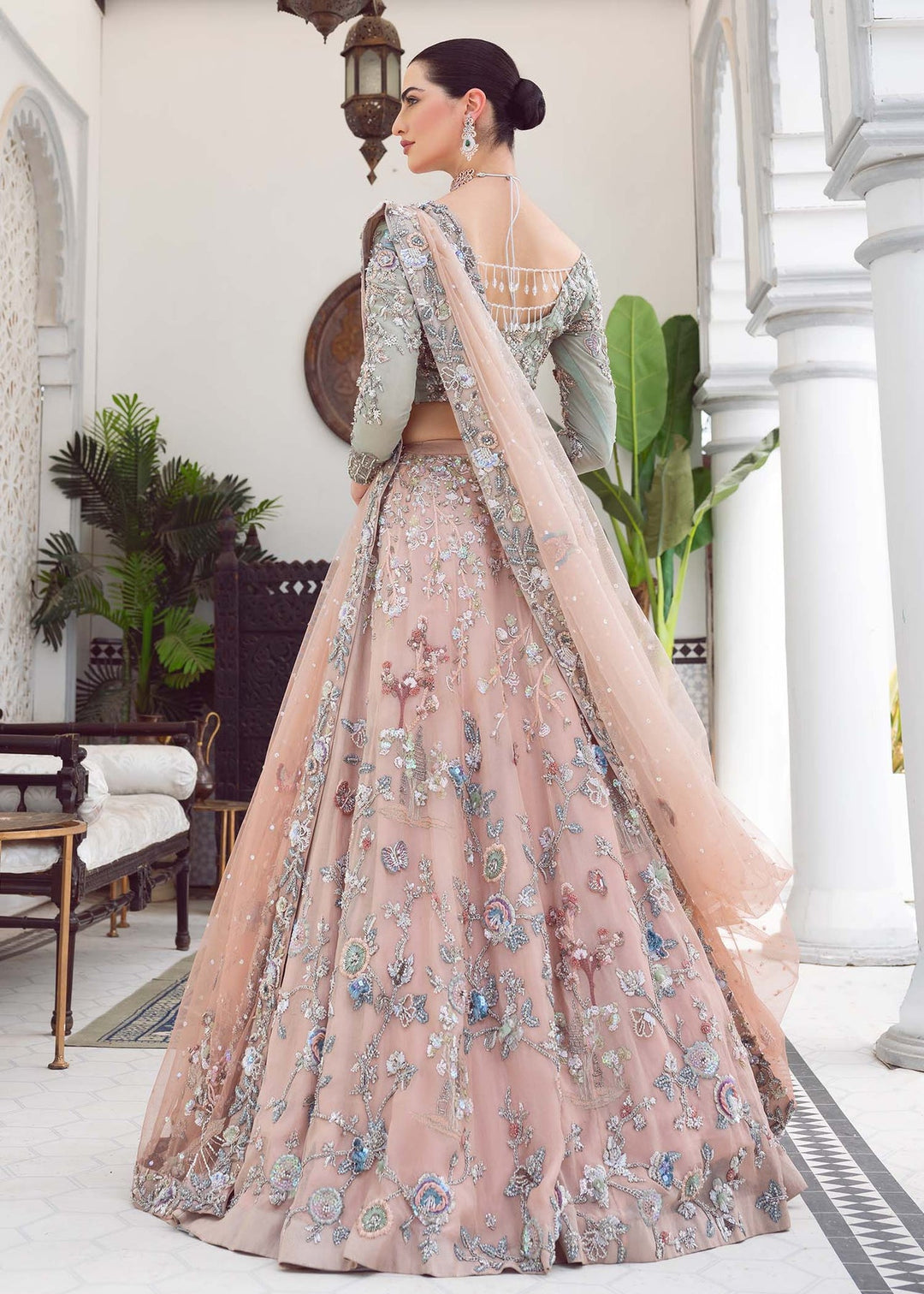 Stunning Pakistani Bridal Lehenga Choli for Weddings