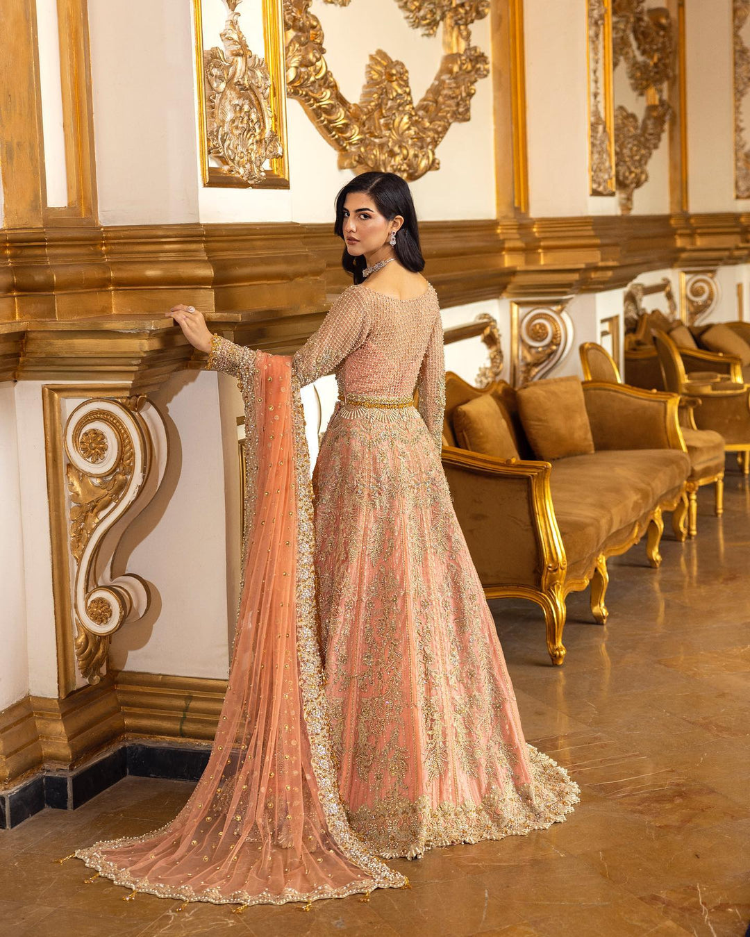 Exquisite Pakistani Bridal Lehenga Set - Perfect for Weddings