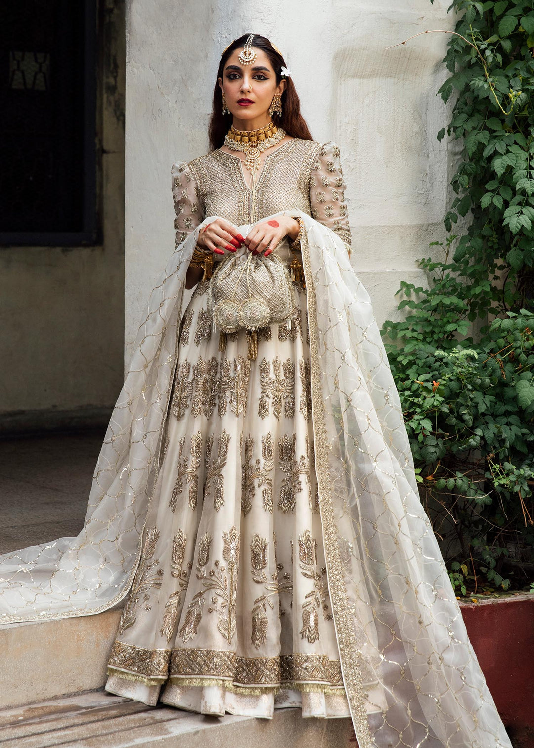 Elegant Pakistani Bridal Lehenga with Organza Pishwas Design