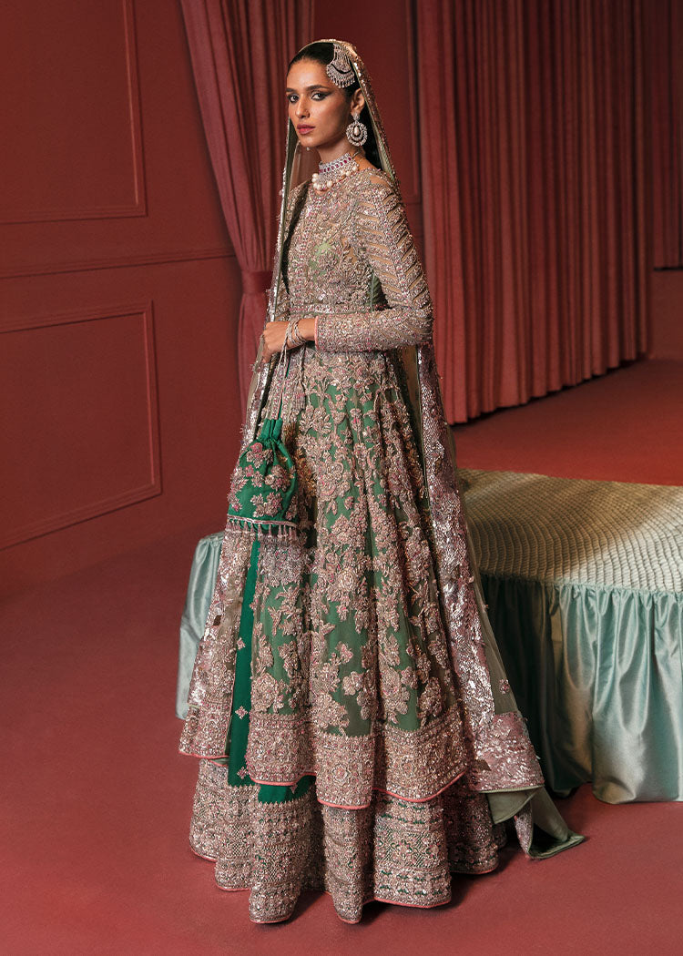 Elegant Green Bridal Pishwas & Lehenga Set for Pakistani Brides