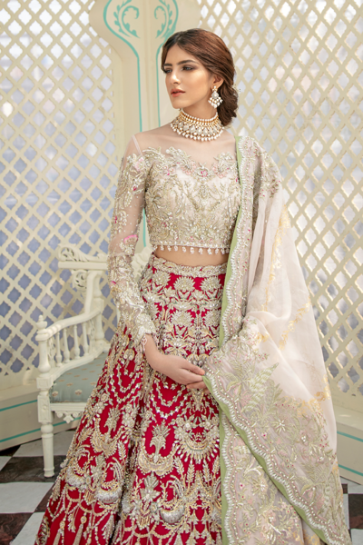 Bridal Wedding Lehenga Choli in Red Color Close Up