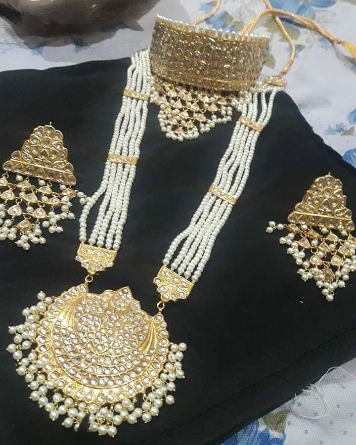 Latest Delicate Bridal Long Necklace Set