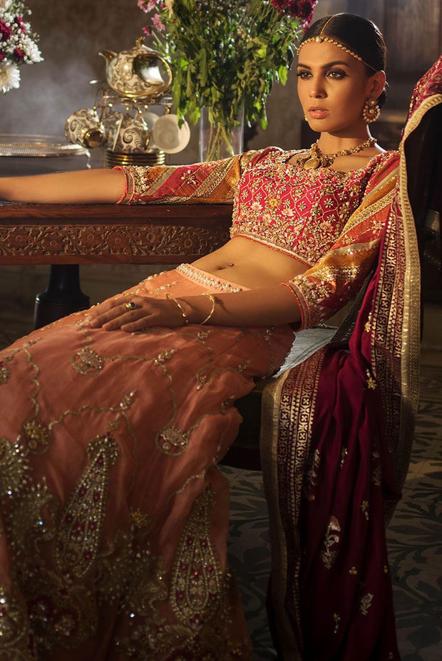 Bridal Mehndi Dresses 2023 - Mehndi and Wedding Outfits 2023