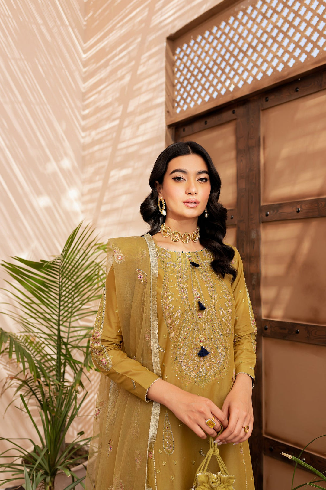 Classic Pakistani Eid Dress in Premium Kameez Trouser Style