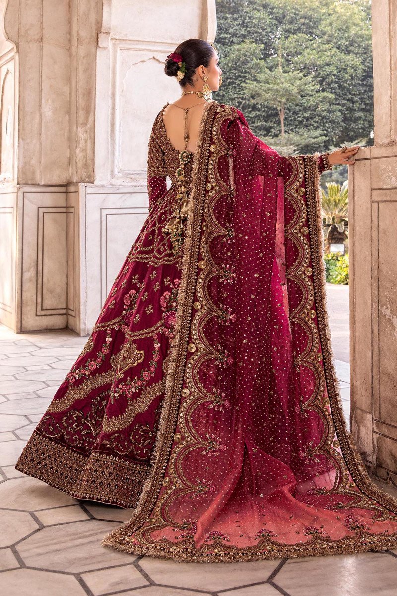 Elegant Tena Durrani Pakistani Bridal Dress in Pishwas Style