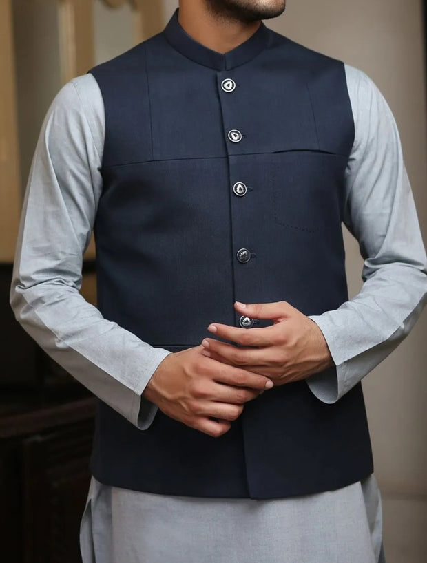 Decent waistcoat with kurta for the events