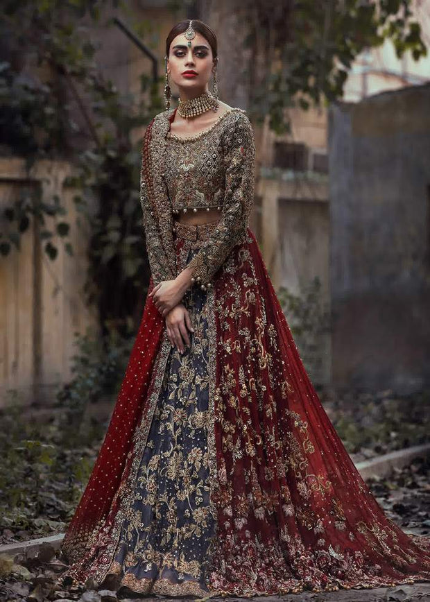 Designer Embroidered Dulhan Wedding Dress in Red 