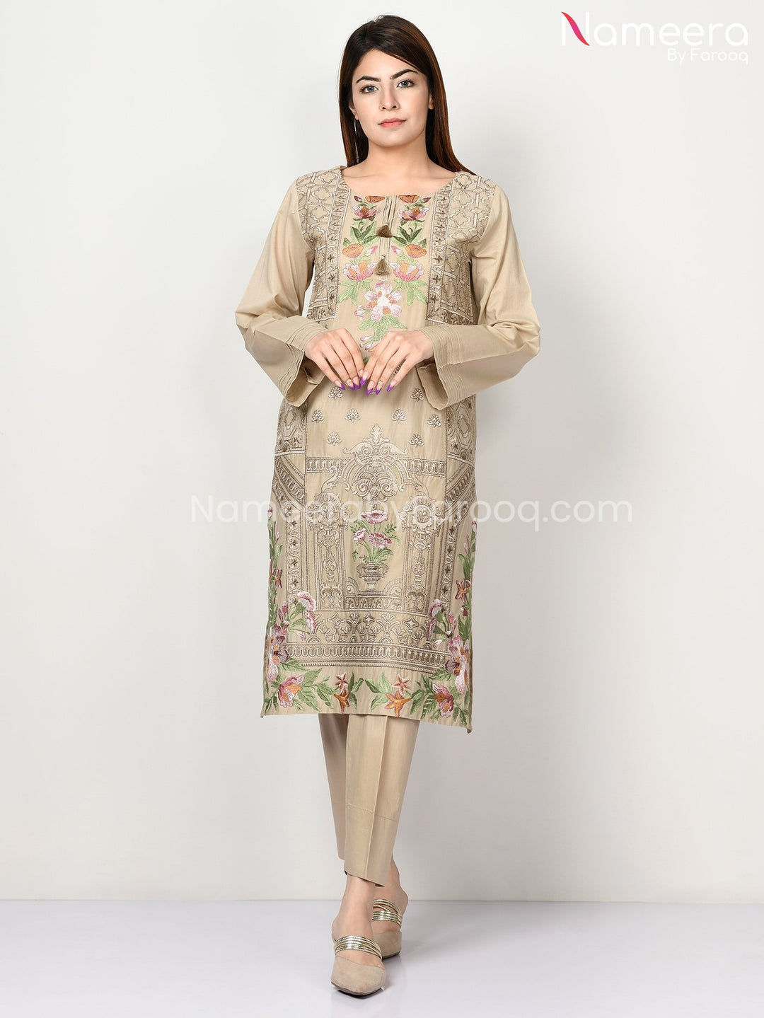 Designer Lawn Suits Online