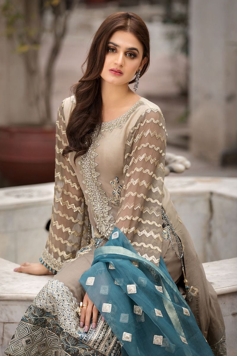 Designer Chiffon Outfit for Women Close Up