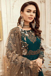 Designer Pakistani Dress for Party in green color