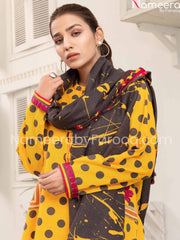 Pretty Designer yellow printed suit